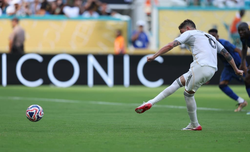 图片报：拜仁飞机因慕尼黑大雾无法起飞，只能去奥格斯堡乘机